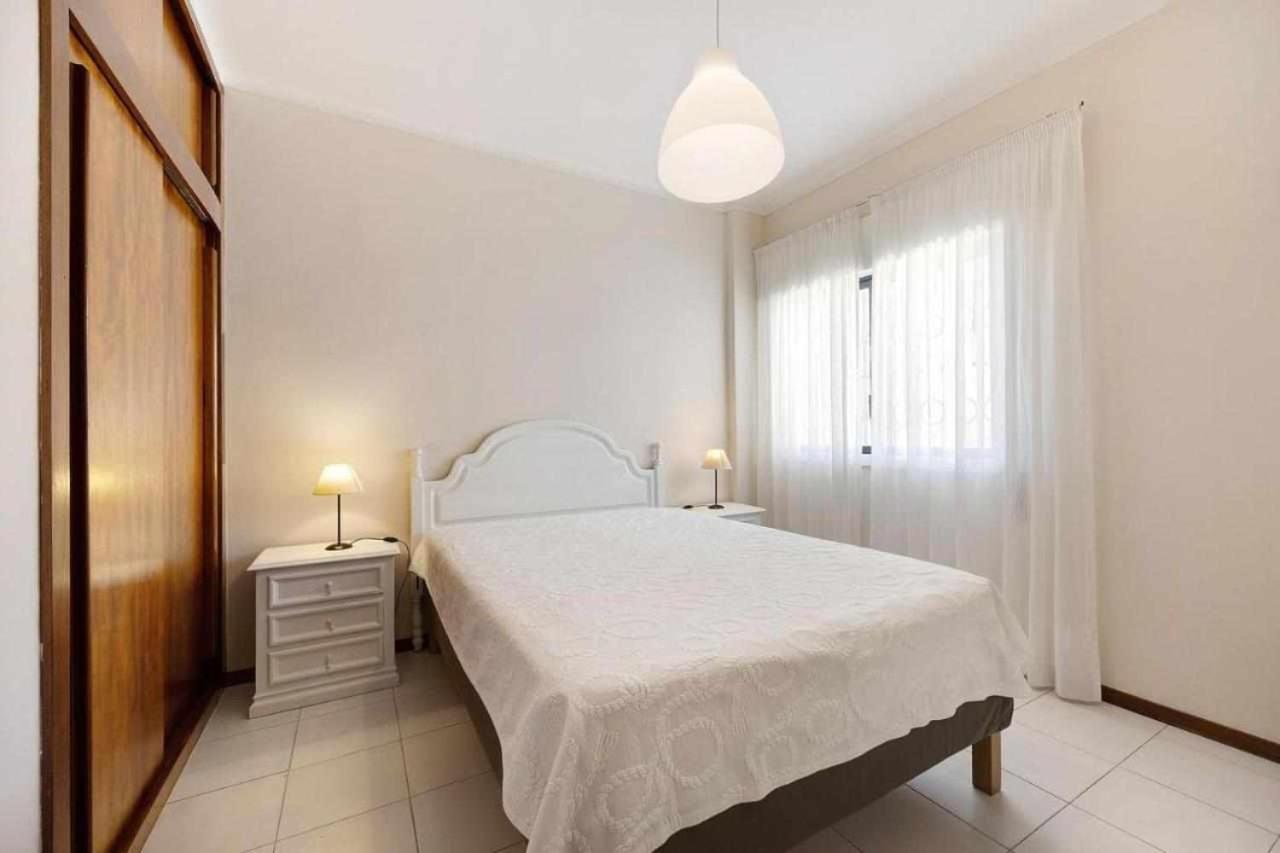 Apartamentos Torre da Rocha Portimão Extérieur photo